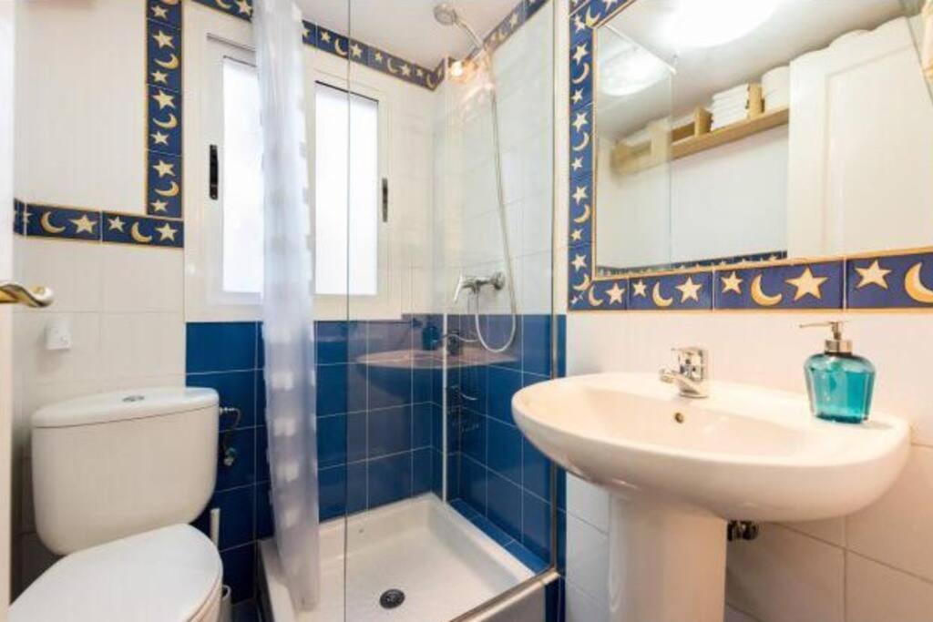 Luminoso Apartamento En Lavapies-Tirso De Molina Madrid Dış mekan fotoğraf